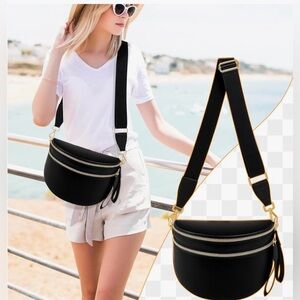 ✨🖤Black Bum Bag Crossbody Sling Bag - Wide Strap 🖤✨ NWT